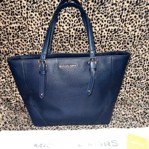 Michael Kors tote